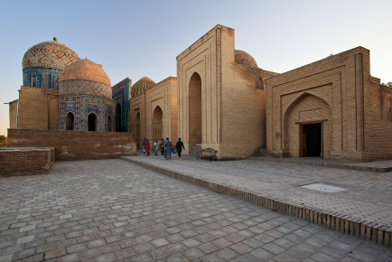 AP_MON_2015_UZB_085